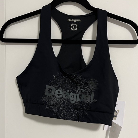 NWT - Desigual Women’s Sports Bra - Size L - Picture 1 of 13